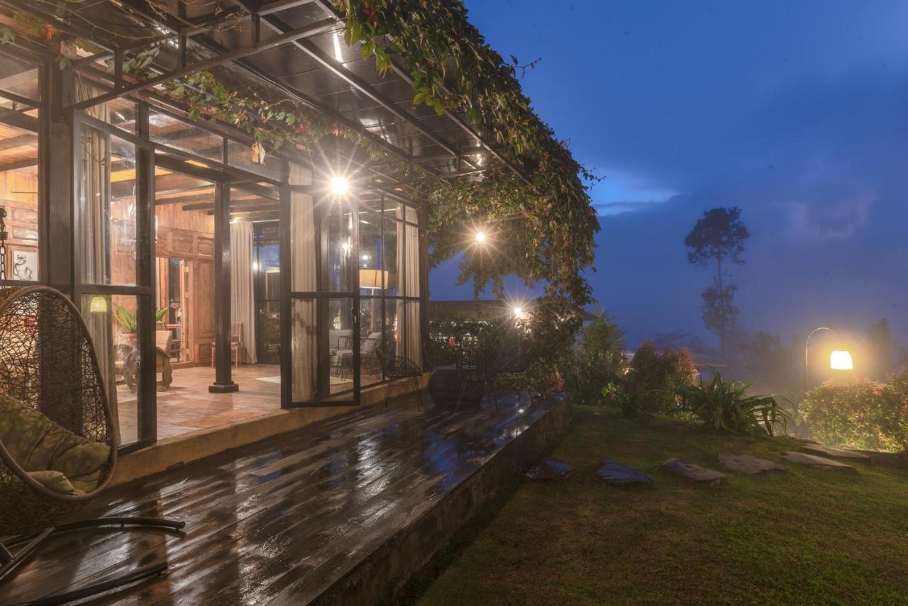 Kayukopi Villa Munduk  Exterior photo